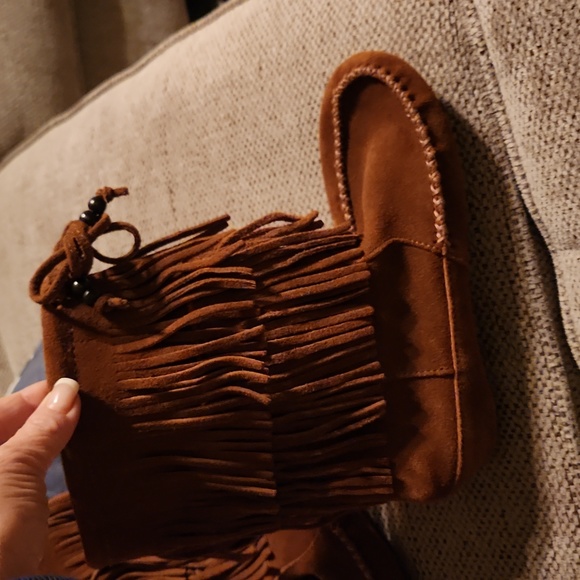 Minnetonka leather brown Fringe Boots - Picture 3 of 7